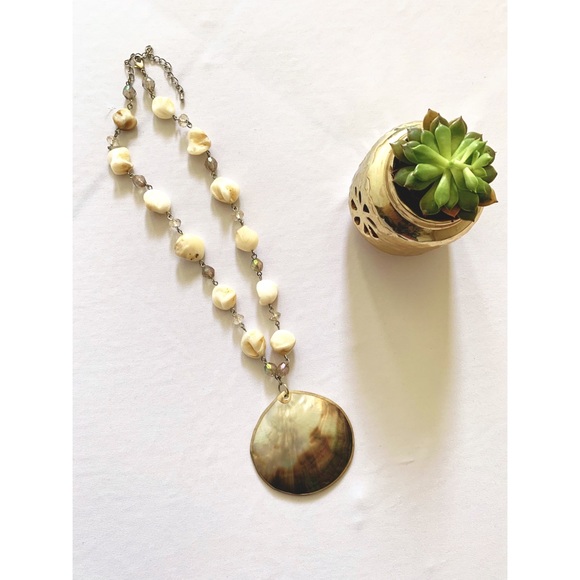 Jewelry - Sea shell mermaid Boho necklace